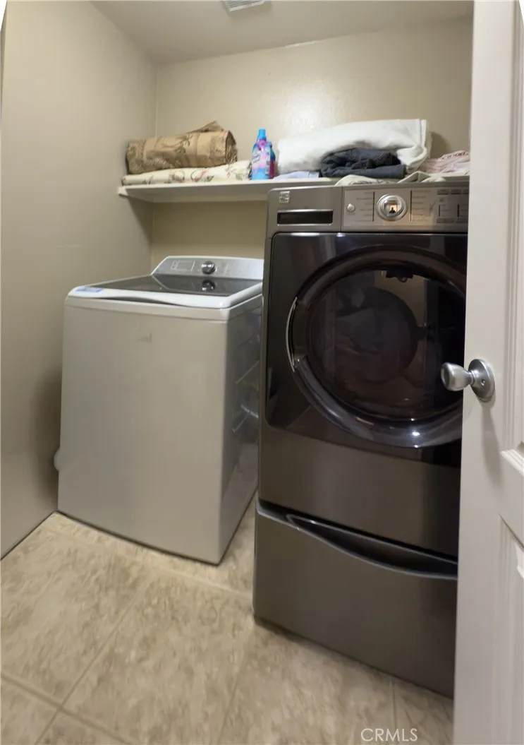 3851 Bluff, Perris, California 92571 home-pic-27